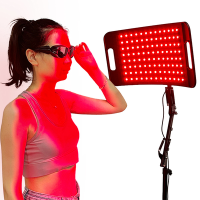 STANDING Czerwona lampa 660nm Blisko podczerwona 850nm podczerwona lampa terapii światłem dla ciała